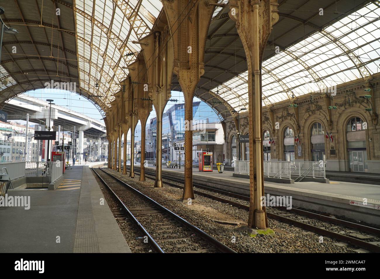 Stazione ferroviaria di Nizza, Francia Foto Stock