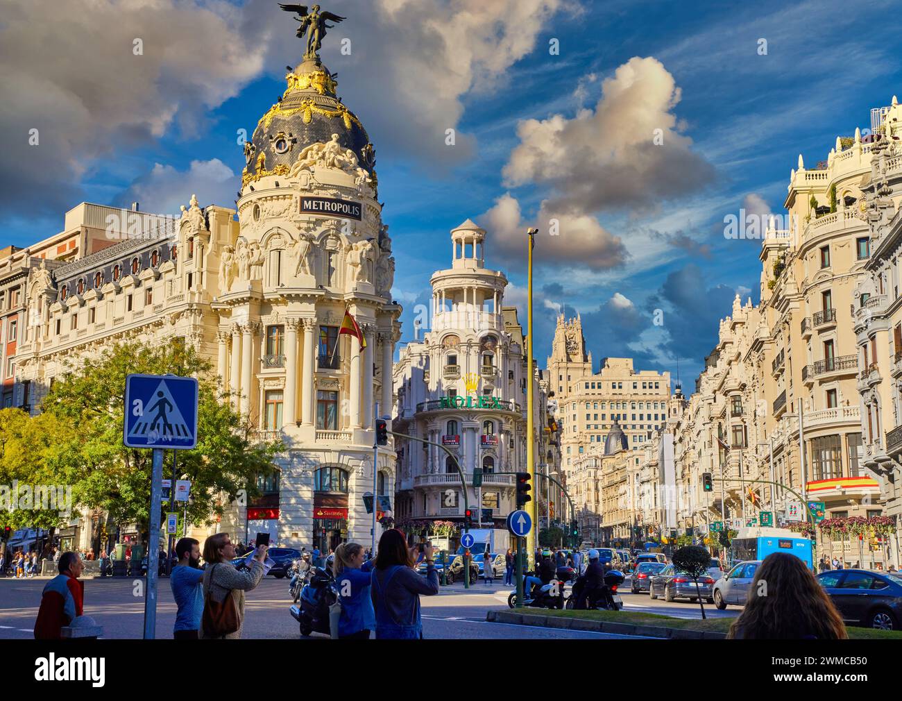 Edificio Metropolis, Calle Alcalá y Gran Via, Madrid, Spagna, Europa Foto Stock