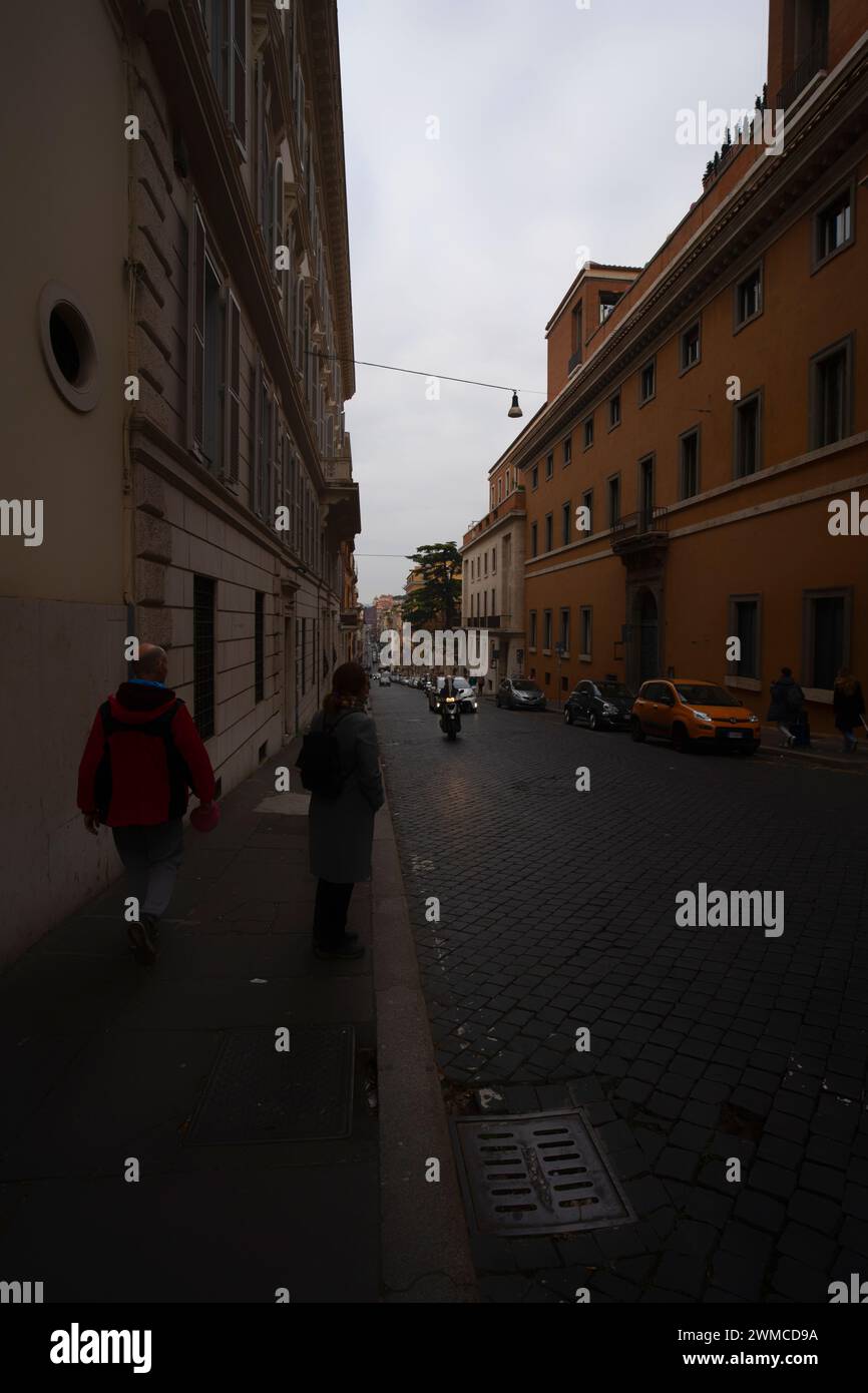 Diverse vedute del centro di Roma. Strade e vita ordinaria, Roma Italia Foto Stock