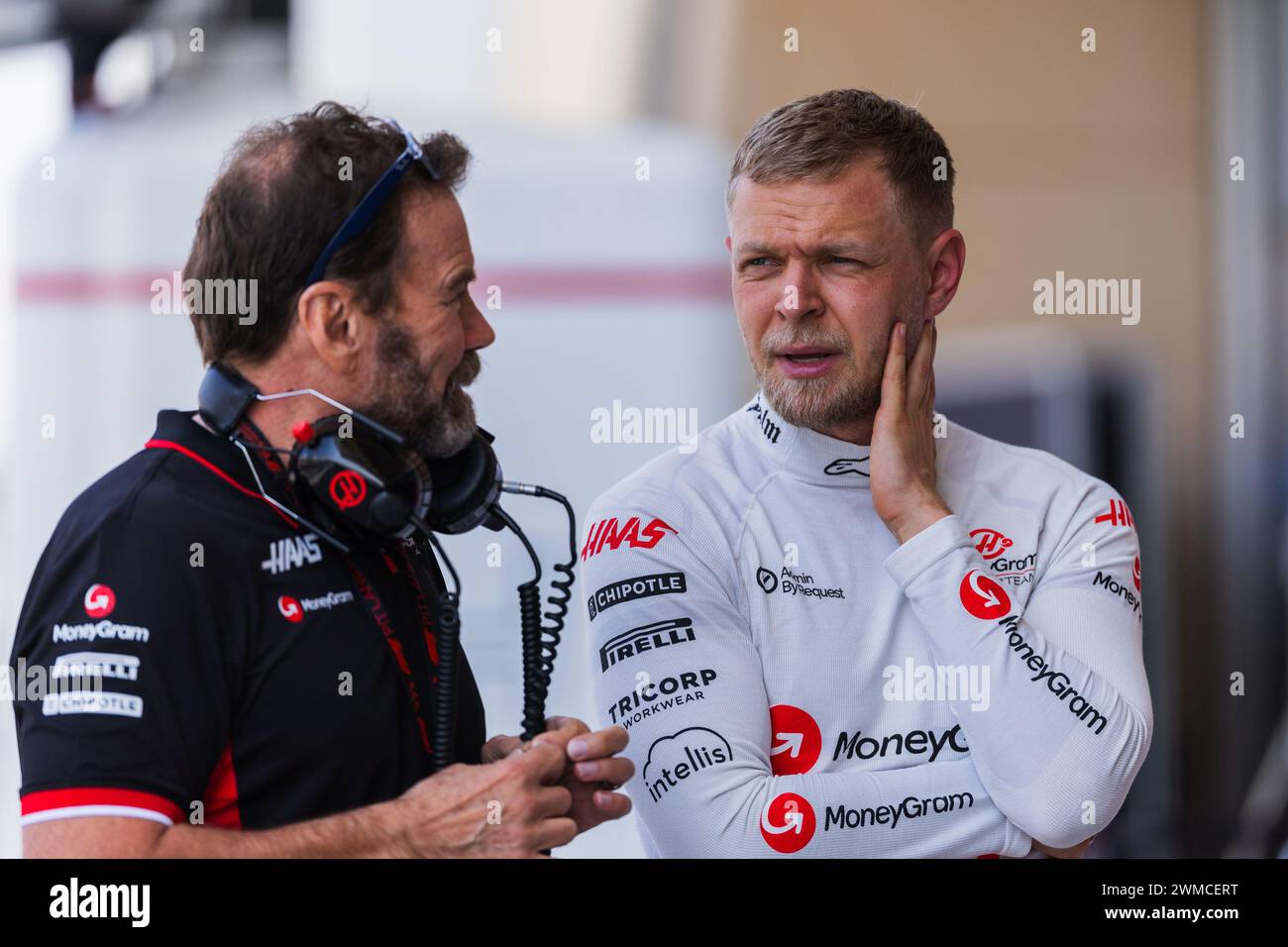 MANAMA, BAHREIN, Bahrain International Circuit, 23.feb.2024: Kevin Magnussen della Danimarca e MoneyGram Haas F1 Team durante i test di Formula 1 in Bahrain Foto Stock