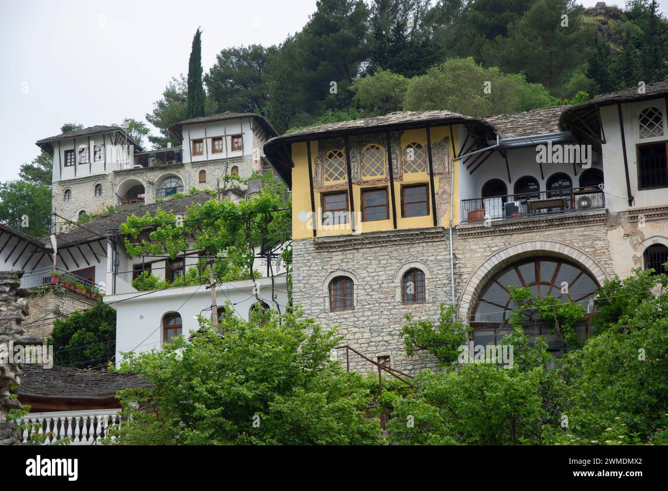 Eindrücke aus Gjirokastra, Weltkulturerbe ad Albanien Foto Stock