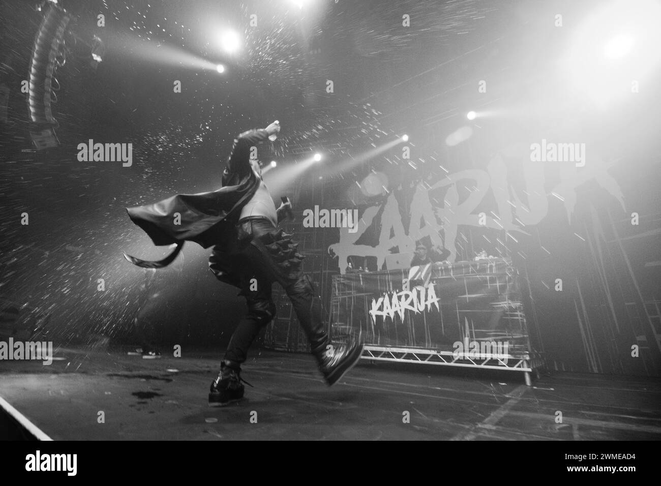 Käärijä, rappresentante finlandese dell'Eurovision 2023, si esibisce all'iconica Roundhouse di Camden, Londra 23/10/23 Foto Stock