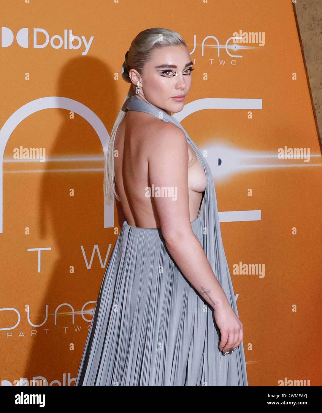 New York, Stati Uniti. 25 febbraio 2024. Florence Pugh arriva sul Red carpet alla prima di New York della Warner Bros "Dune: Part Two" al Josie Robertson Plaza al Lincoln Center domenica 25 febbraio 2024 a New York. Foto di John Angelillo/UPI credito: UPI/Alamy Live News Foto Stock