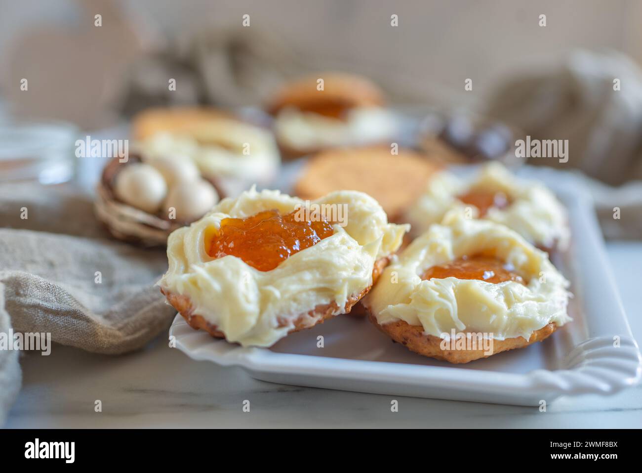 biscotti alle uova di pasqua Foto Stock