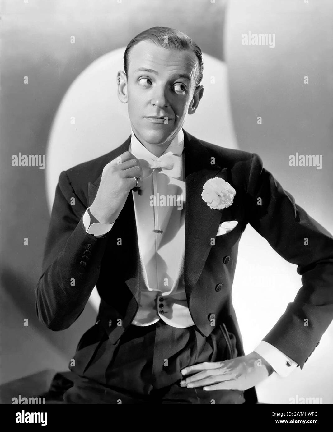 Fred Astaire. Ritratto dell'attore, cantante e ballerino americano Fred Astaire (nato Frederick Austerlitz; 1899-1987) pubblicità girata per il film You'll Never Get Rich, 1941 Foto Stock