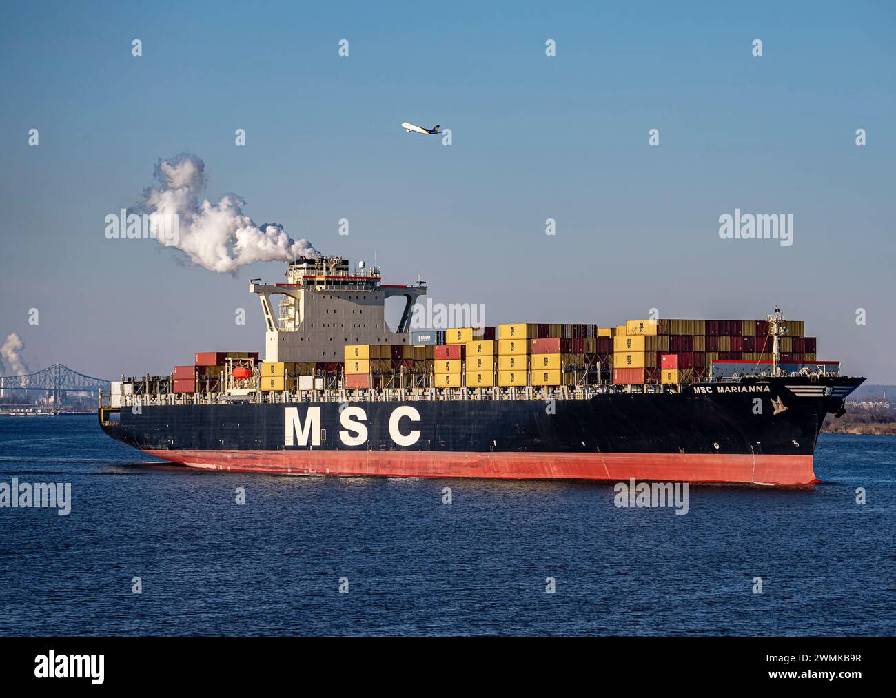 MSC Marianna Container Ship, New York Bay, New York City, New York, USA Foto Stock MSC Marianna Container Ship, New York Bay, New York City, New York, USA Foto Stock