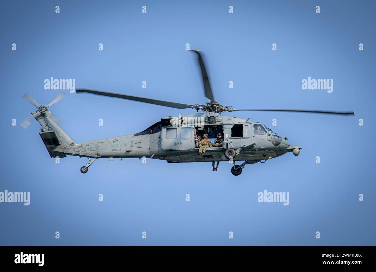 Elicottero della Marina degli Stati Uniti in volo Foto Stock