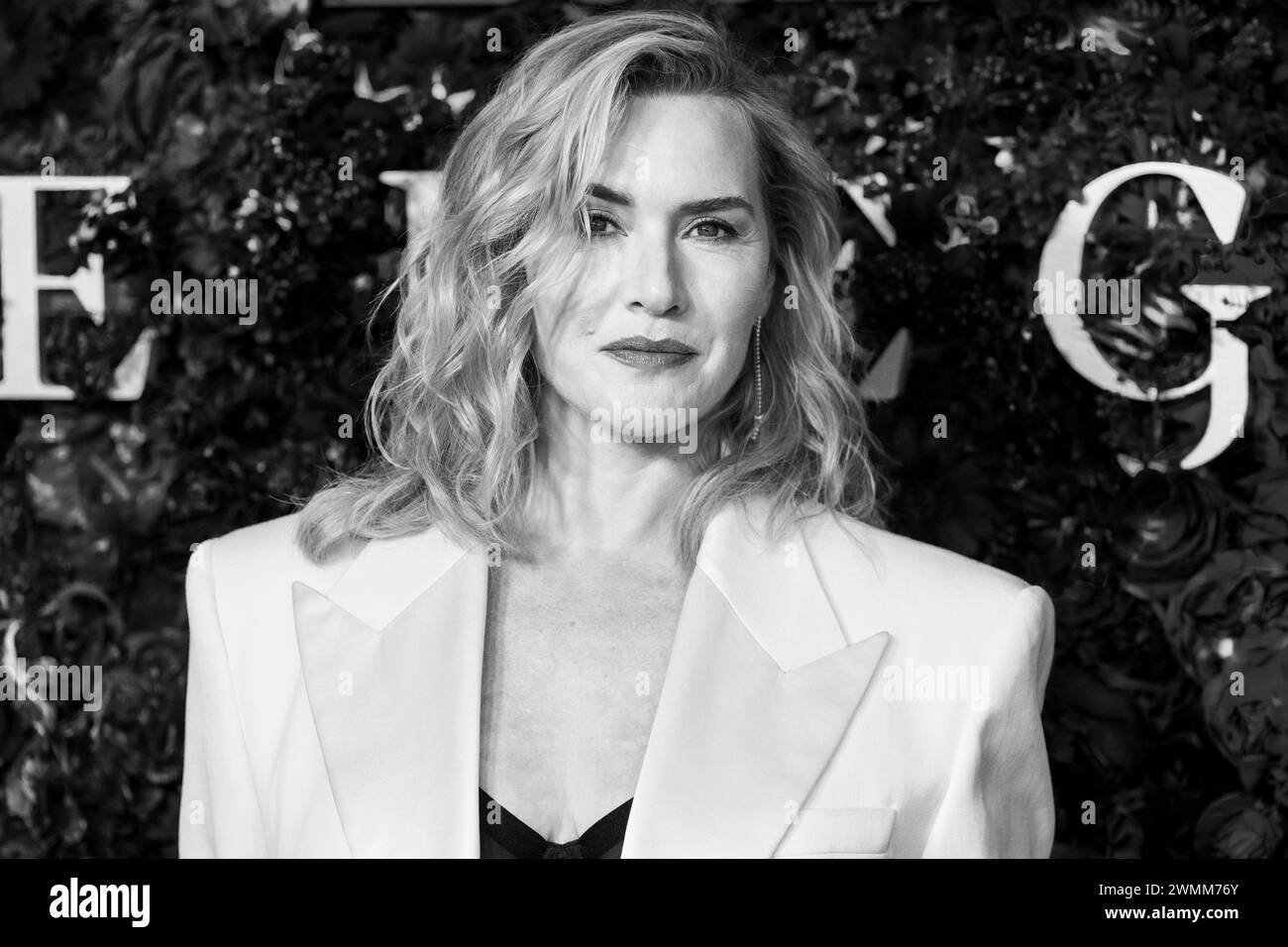 Kate Winslet, vestita da Givenchy, partecipa alla prima dell'originale HBO "The regime" all'American Museum of Natural History di New York il 26 febbraio 2024 Foto Stock