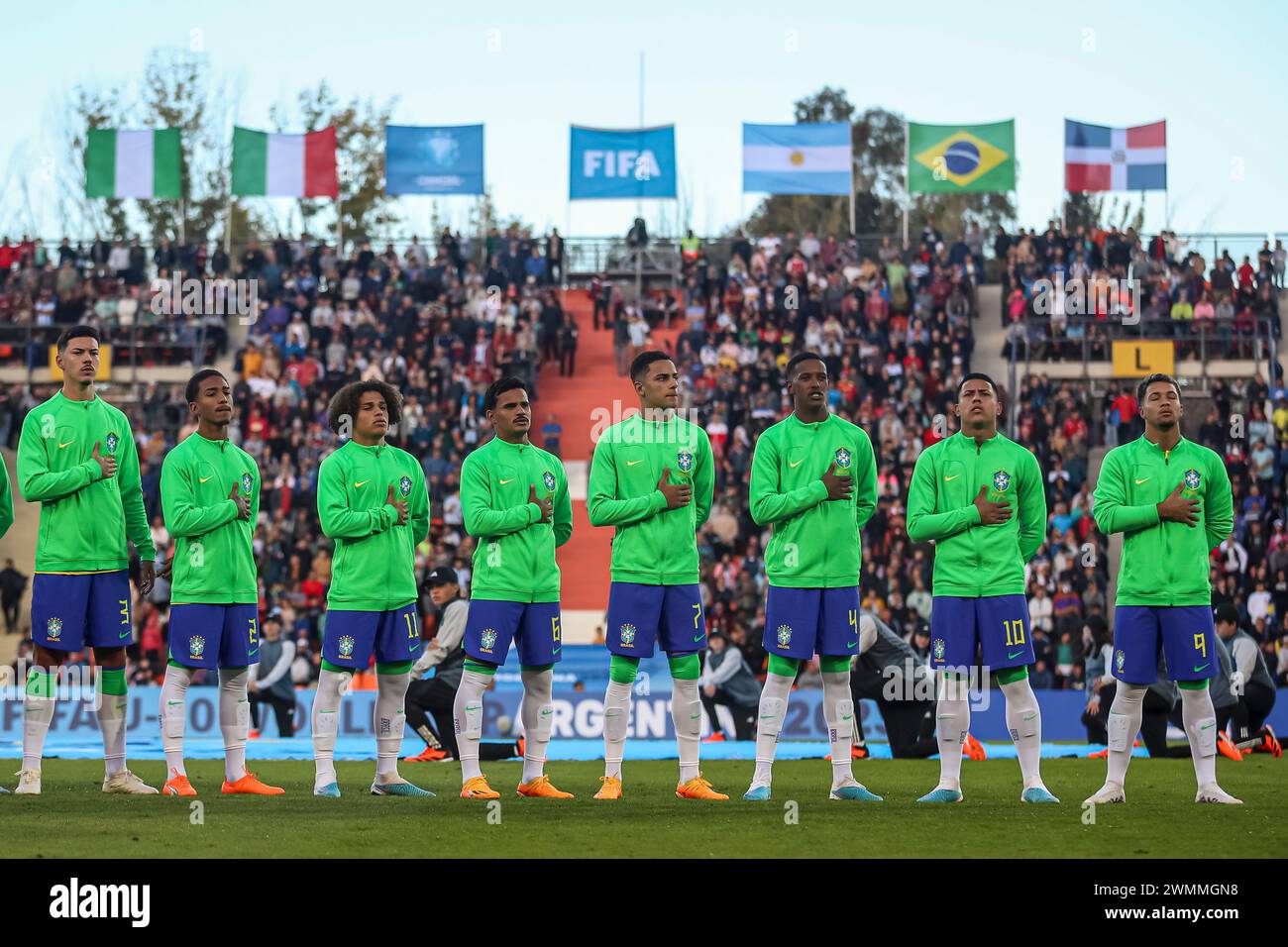 MENDOZA, ARGENTINA - 21 MAGGIO: I giocatori brasiliani cantano l'inno nazionale prima della partita di Coppa del mondo FIFA U20 Argentina 2023 tra Italia e Brasile a. Foto Stock