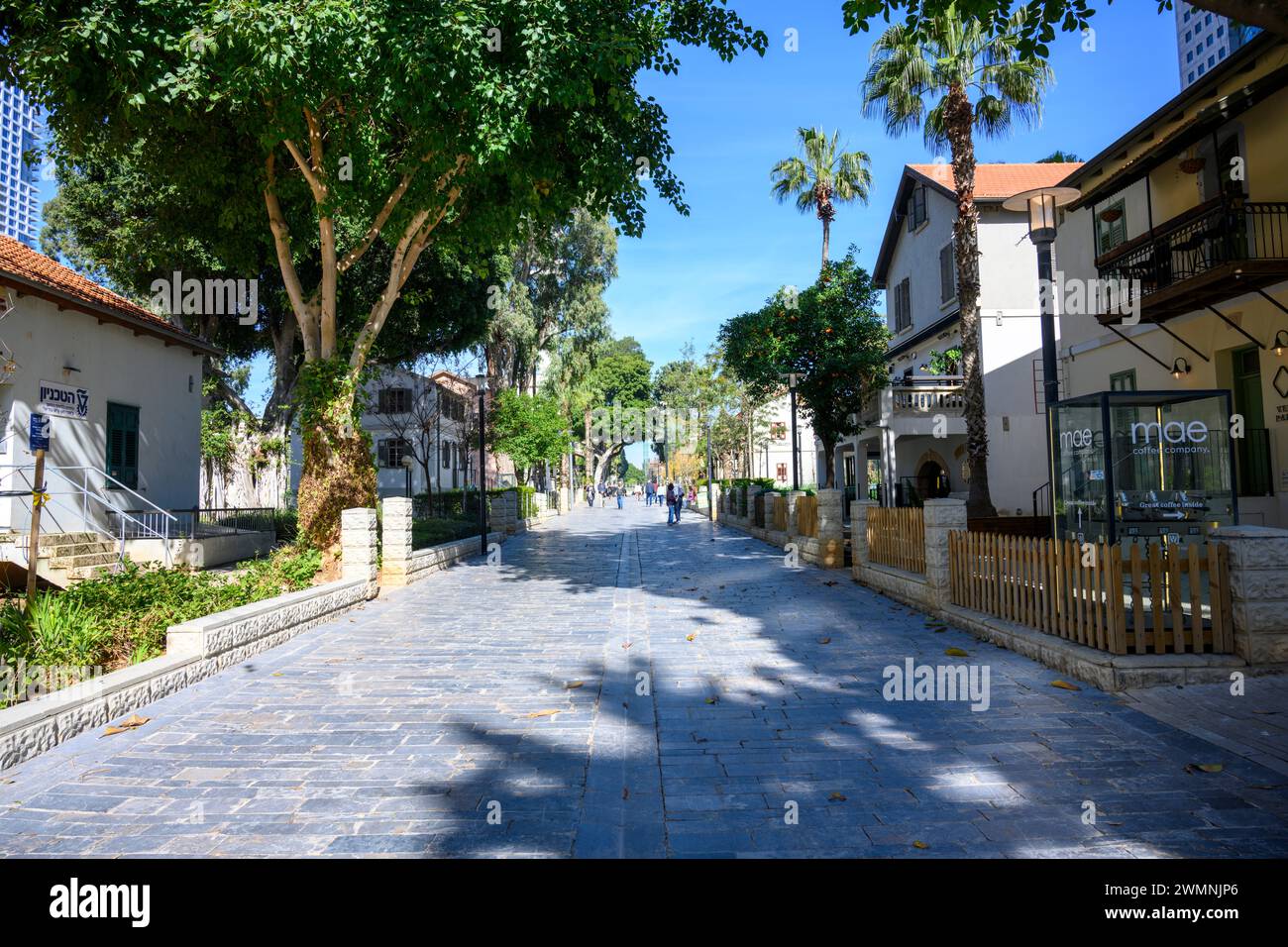Edifici ricostruiti della colonia dei Templari Sarona, nel centro di Tel Aviv. Questa colonia era la terza colonia dei Templari in Palestina ed era bui Foto Stock