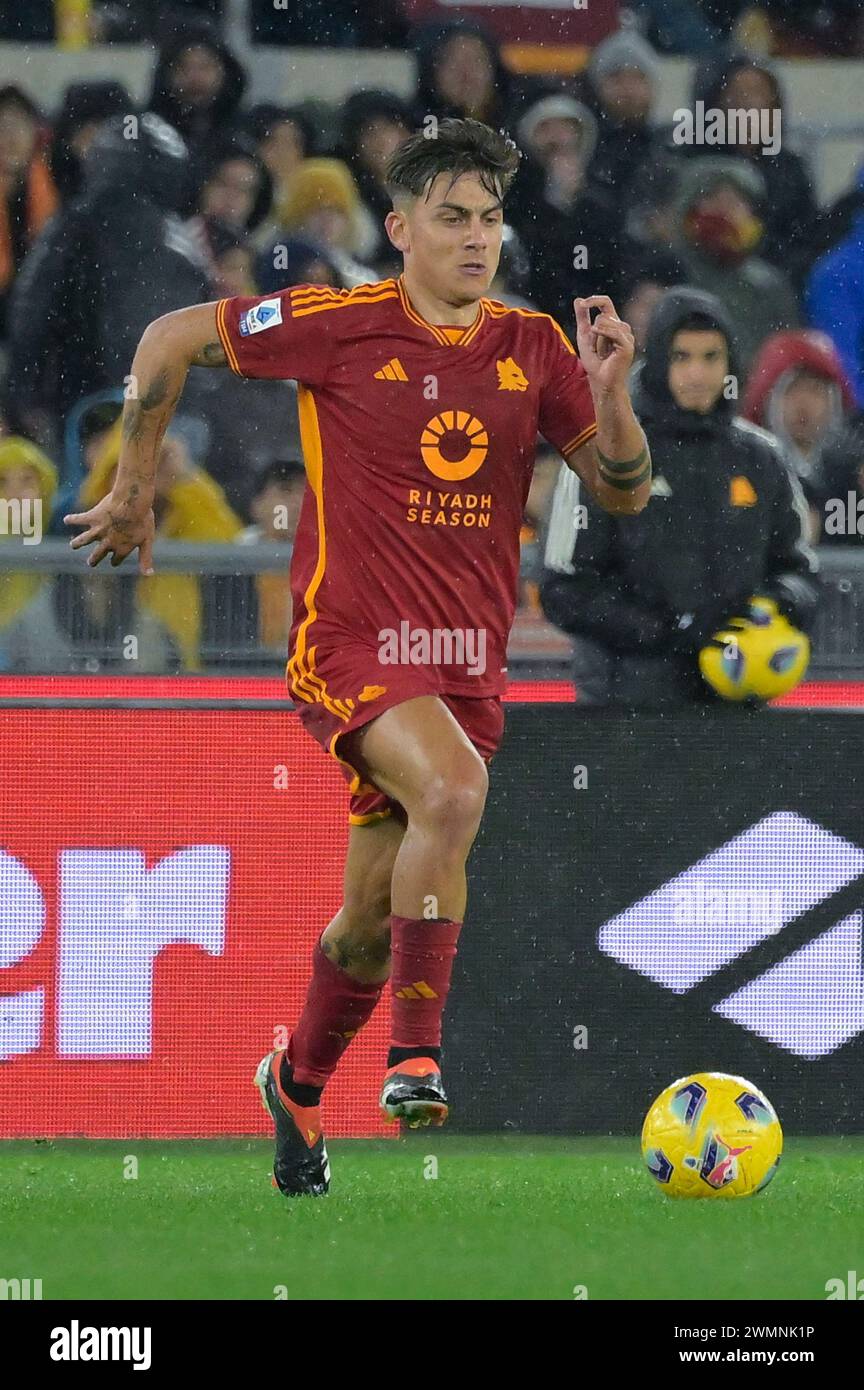 Foto Fabrizio Corradetti/LaPresse 26 febbraio 2024 Roma, Italia - AS Roma vs Torino FC - Campionato italiano di calcio serie A TIM 2023/2024 - Stadio Olimpico. Nella foto: Paulo Dybala (AS Roma); 26 febbraio 2024 Roma, Italia - AS Roma vs Torino FC - Campionato Italiano di calcio serie A 2023/2024 - Stadio Olimpico. Nella foto: Paulo Dybala (COME Roma); Foto Stock