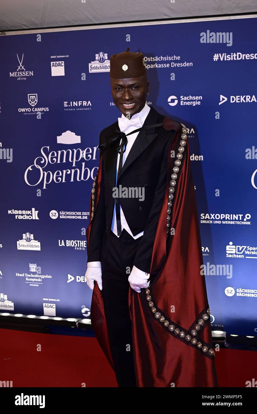 Papis Loveday beim 16. SemperOpernball 2024 in der Semper Oper. Dresda, 23.02.2024 Foto Stock