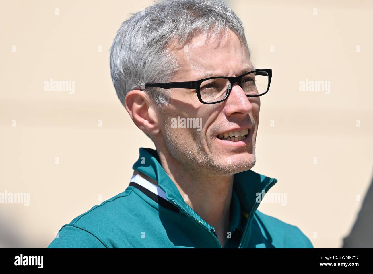 Sakhir, Bahrein. 22 febbraio 2024. BAHRAIN, Sakhir, 22 febbraio: Mike KRACK, (Lux), Team Principal Aston Martin durante il secondo giorno dei test di F1 al Bahrain International Circuit il 22 febbraio 2024 in Bahrain, test pre-stagione di Formula 1, foto e copyright Jerry ANDRE/ATP Images (ANDRE Jerry/ATP/SPP) crediti: SPP Sport Press Photo. /Alamy Live News Foto Stock