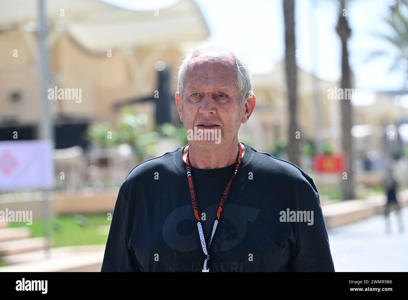 Sakhir, Bahrein. 22 febbraio 2024. BAHRAIN, Sakhir, 22 febbraio: Dr. Helmut Marko, Consulente della Red Bull durante il secondo giorno dei test di F1 al Bahrain International Circuit il 22 febbraio 2024 in Bahrain, test pre-stagione di Formula 1, foto e copyright Jerry ANDRE/ATP Images (ANDRE Jerry/ATP/SPP) credito: SPP Sport Press Photo. /Alamy Live News Foto Stock