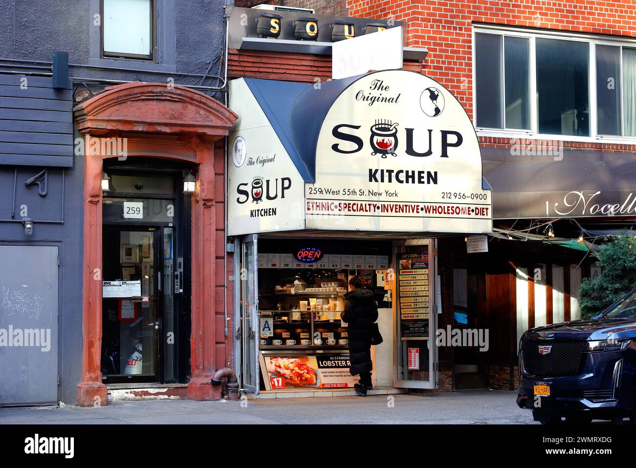 The Original Soup Kitchen, 259A W 55th St, New York, negozio di NYC di un punto di degustazione di zuppe nel centro di Manhattan. Foto Stock