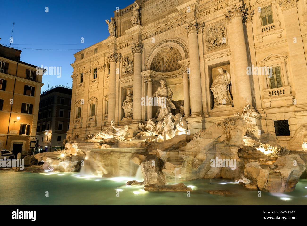 Bellissimi "punti di vista" della Fontana di Trevi a Roma, provincia del Lazio, Italia. Foto Stock