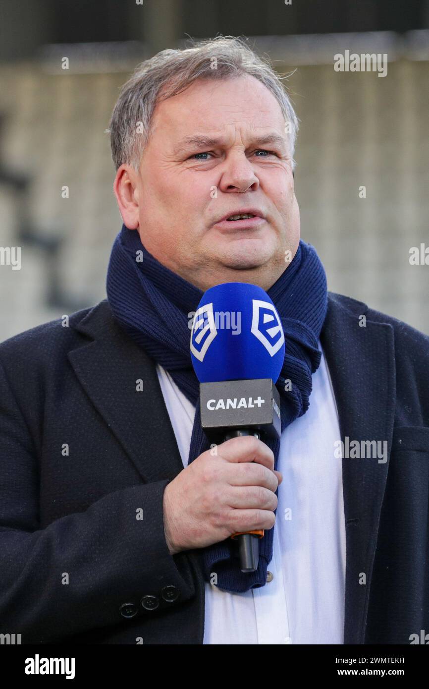Cracovia, Polonia. 25 febbraio 2024. Allenatore Tomasz Tulacz del Puszcza Niepolomice visto durante la partita di calcio polacca PKO Ekstraklasa League 2023/2024 tra Puszcza Niepolomice e Zaglebie Lubin allo Stadio di Cracovia. Punteggio finale; Puszcza Niepolomice 2:2 Zaglebie Lubin. (Foto di Grzegorz Wajda/SOPA Images/Sipa USA) credito: SIPA USA/Alamy Live News Foto Stock