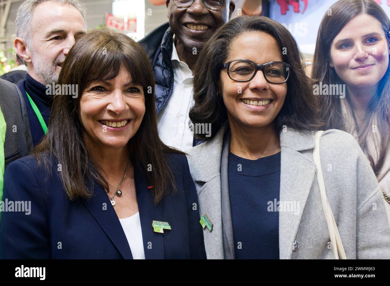 Parigi, Francia. 27 febbraio 2024. Anne Hidalgo, sindaco di Parigi, Audrey Pulvar, visita la 60a fiera internazionale dell'agricoltura a Parigi, in Francia. Foto Stock