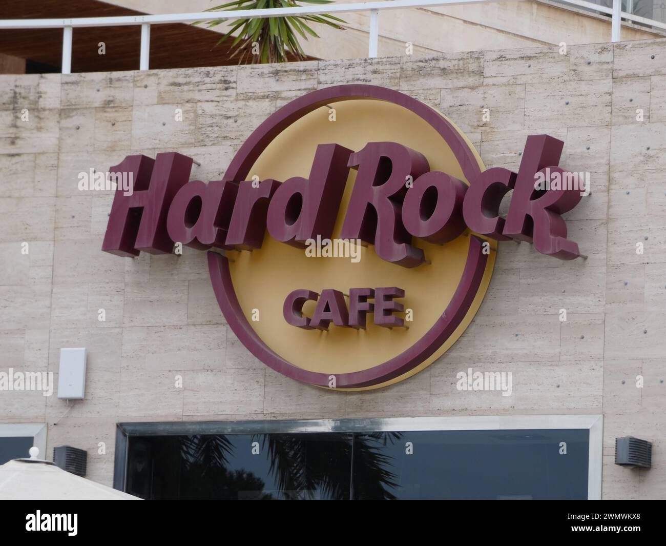 L'iconico edificio dell'Hard Rock Cafe Foto Stock