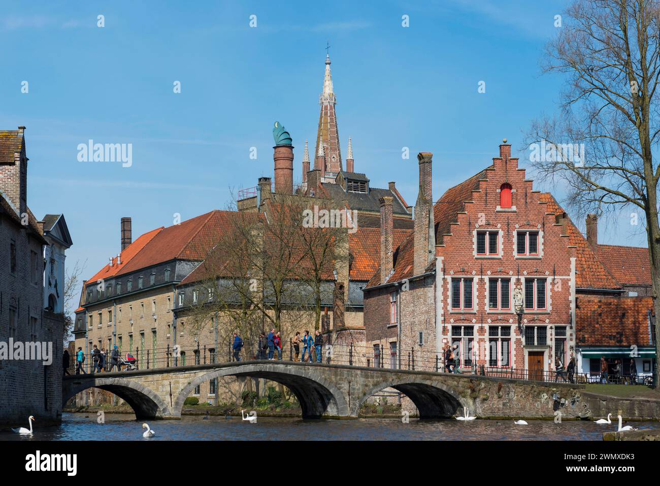 Ponte sul Minnewater, gita in città, UNESCO, religioso, religione, città vecchia, Fiandre occidentali, Fiandre, Medioevo, metropoli commerciale, tessile Foto Stock