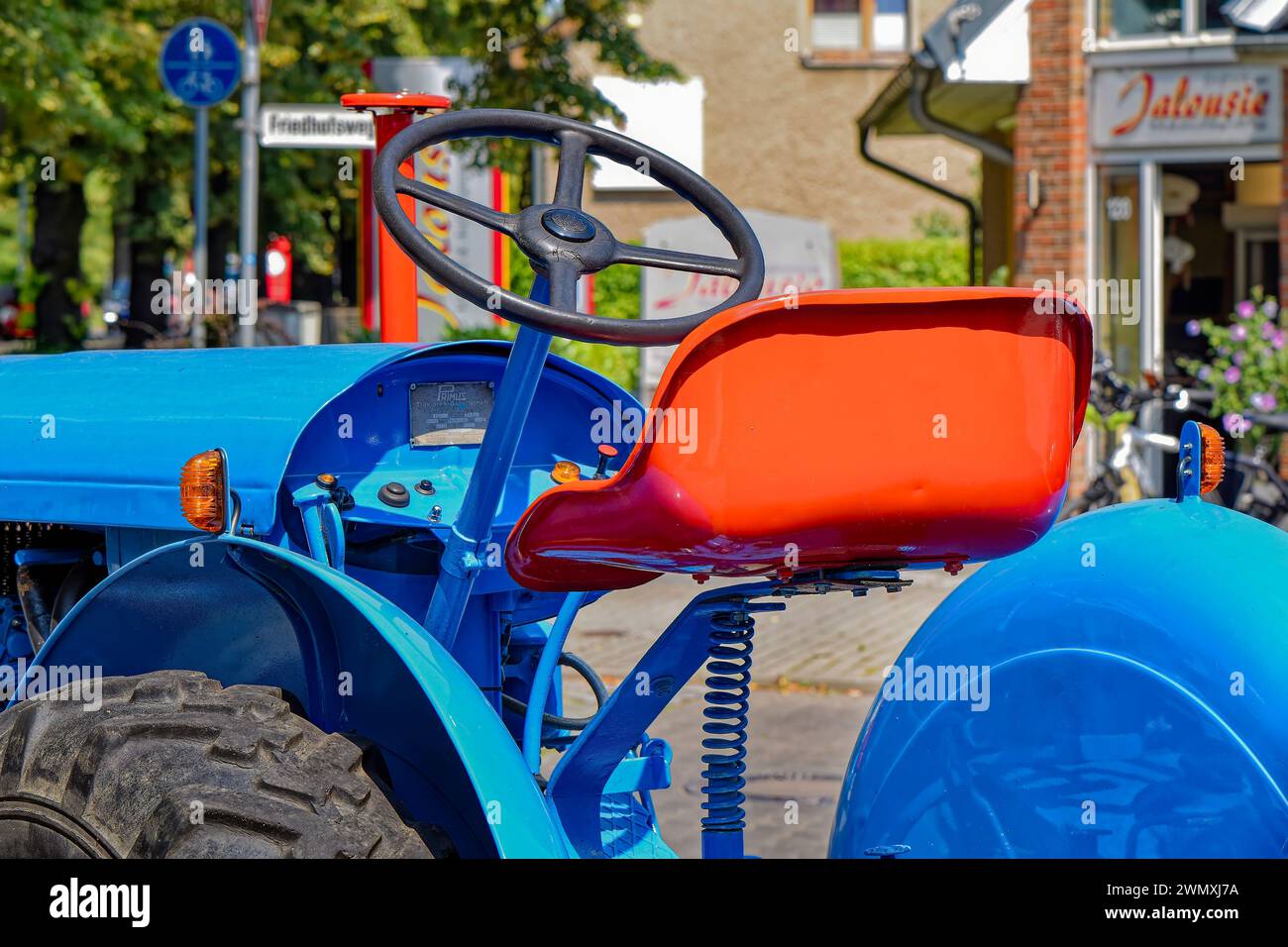 Grossziethen, Germania - 20 luglio 2018: Trattore storico ben conservato degli anni '1940 con molti dettagli tecnici. Foto Stock