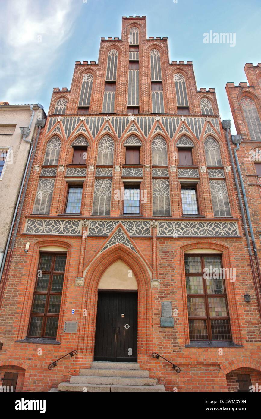 Il luogo di nascita di Niccolò Copernico a Toruń con l'iscrizione la casa di Niccolò Copernico, Polonia Foto Stock
