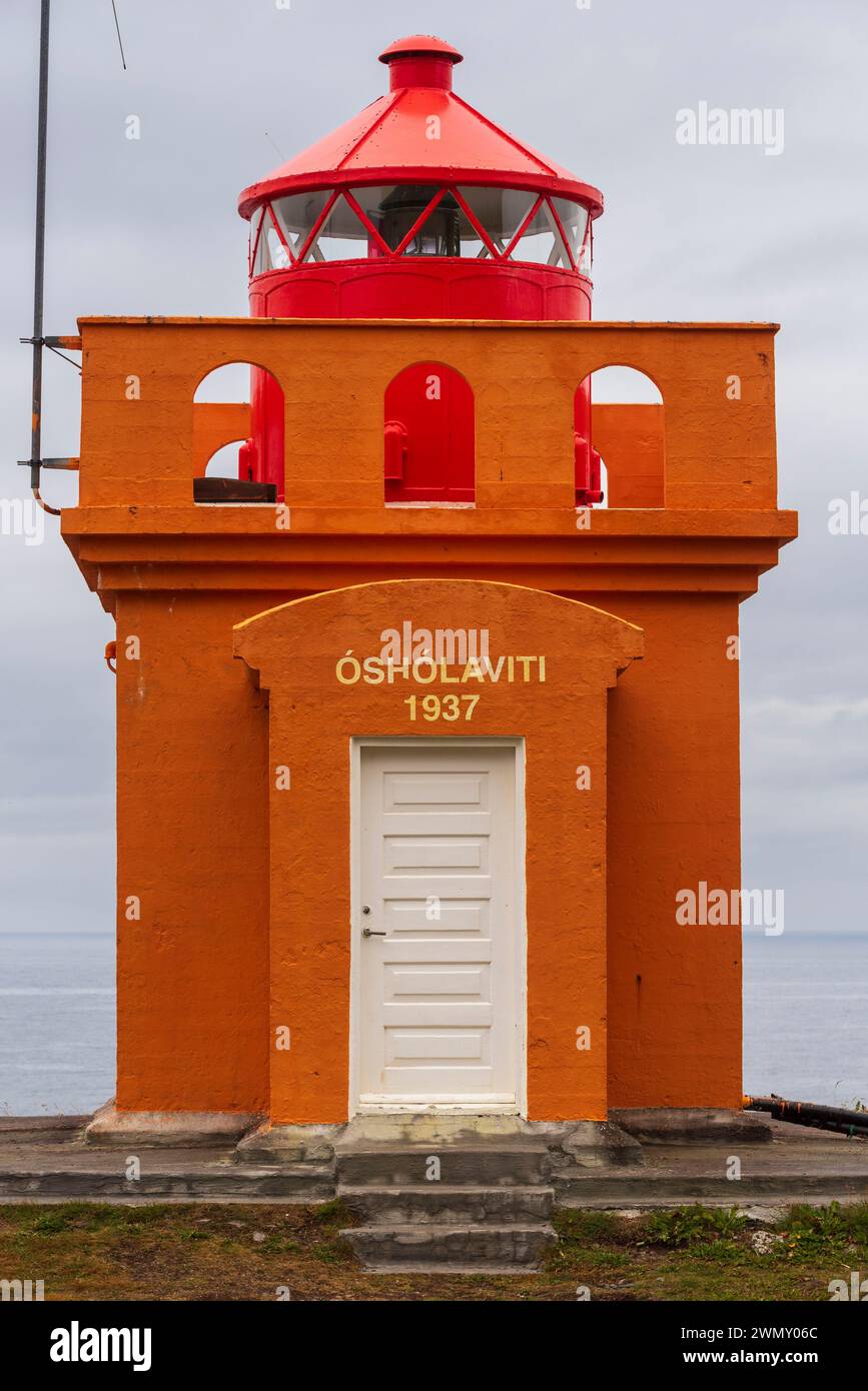 Islanda, Westfjords, regione di Vestfirdir, Bolungarvik, faro Foto Stock