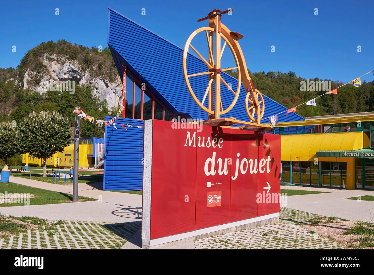 Francia, Giura, Moirans en Montagne, il Museo dei giocattoli, modello in legno di una farthing da penny Foto Stock