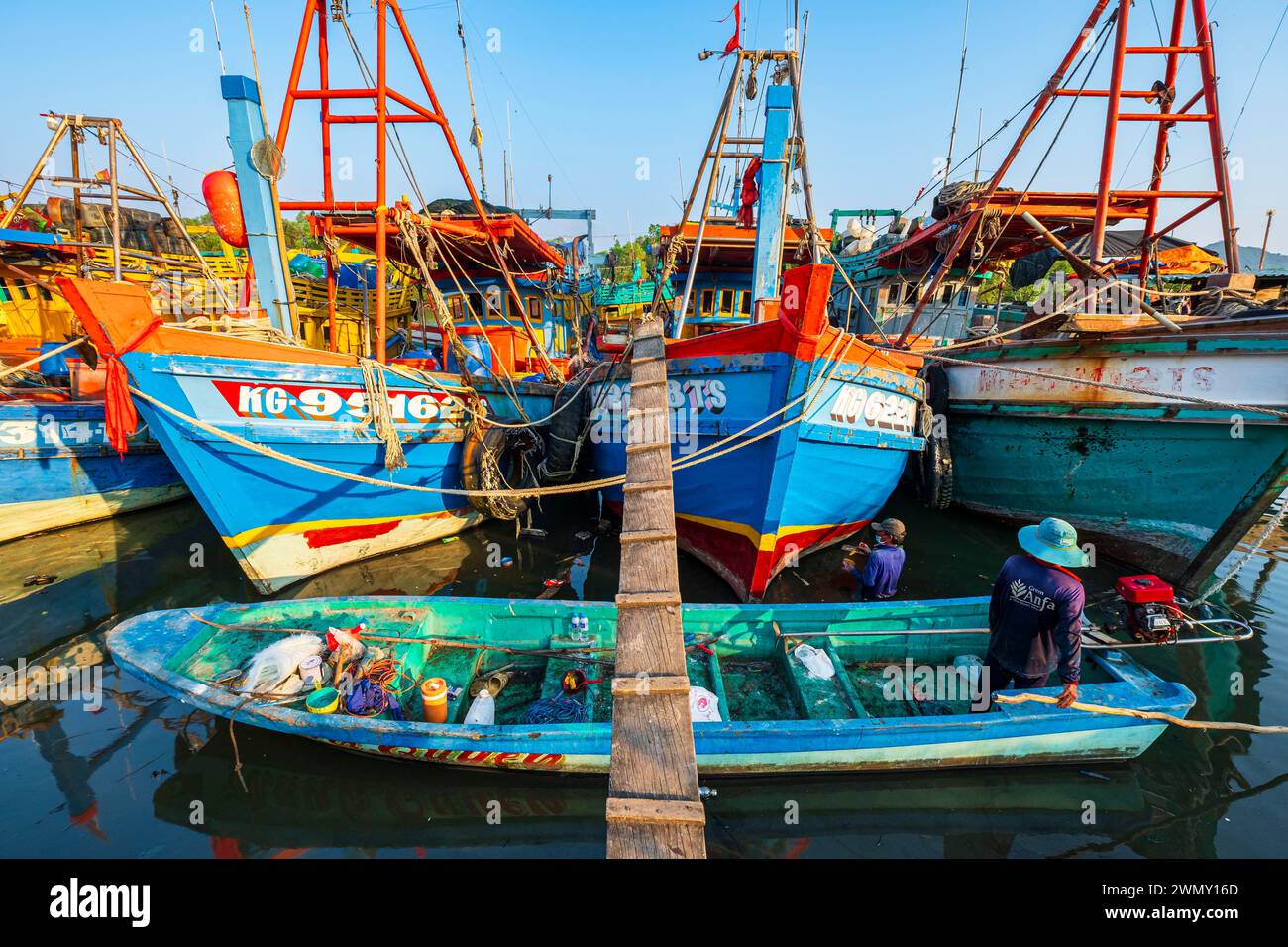 Vietnam, Delta del Mekong, provincia di Kien Giang, ha Tien, porto sul fiume Giang Thanh Foto Stock