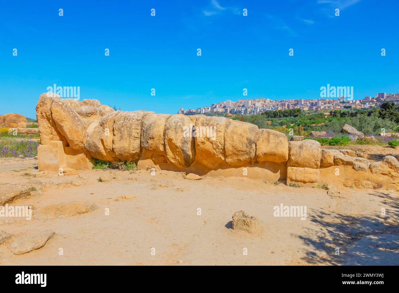 Italia, Sicilia, Agrigento, Statua di Telamone, Valle dei Templi Foto Stock