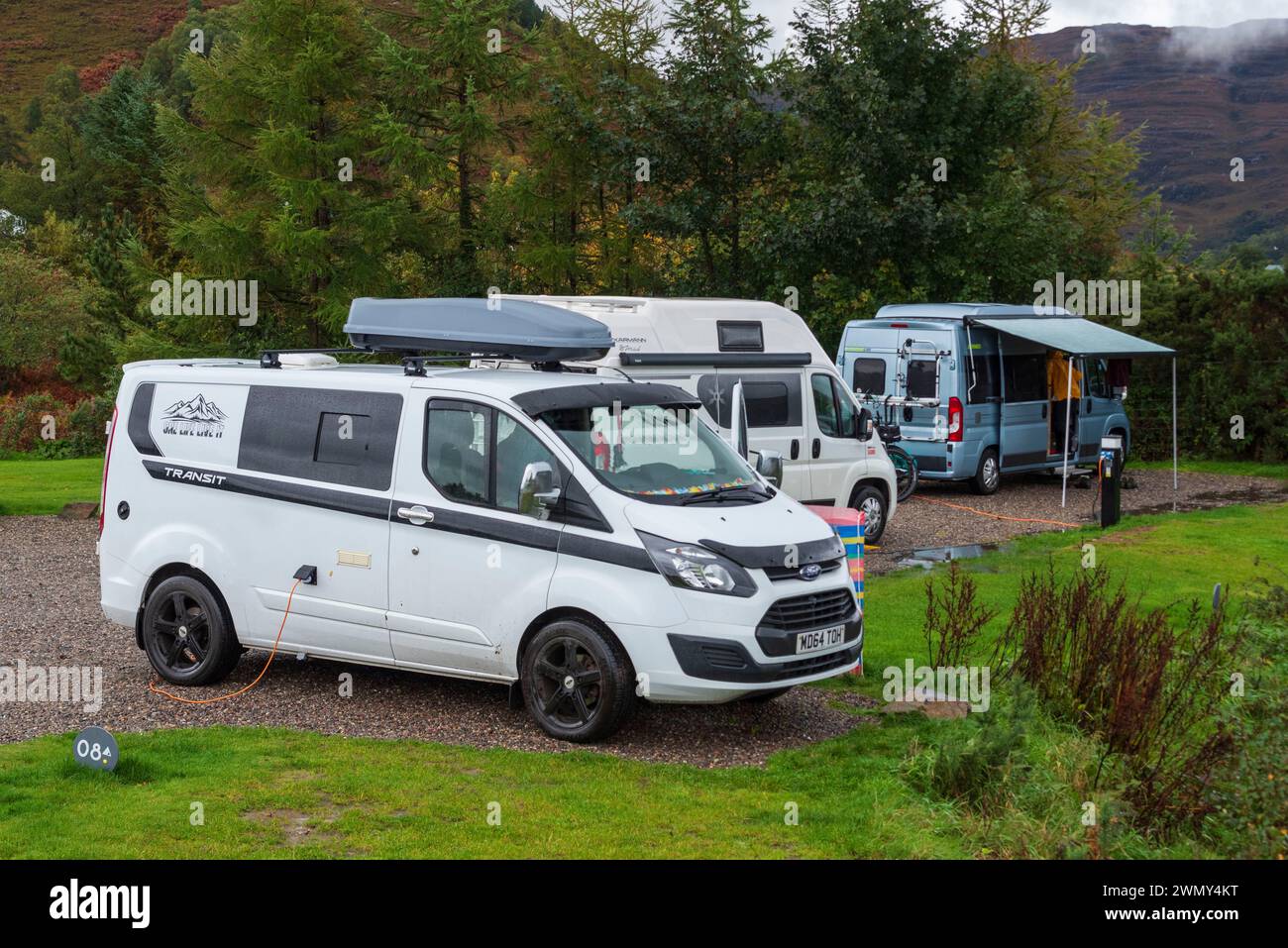 Regno Unito, Scozia, Highlands, North Coast 500 Road, West Ross, Shieldaig, campeggio e cabine Shieldaig, campeggio auto Foto Stock