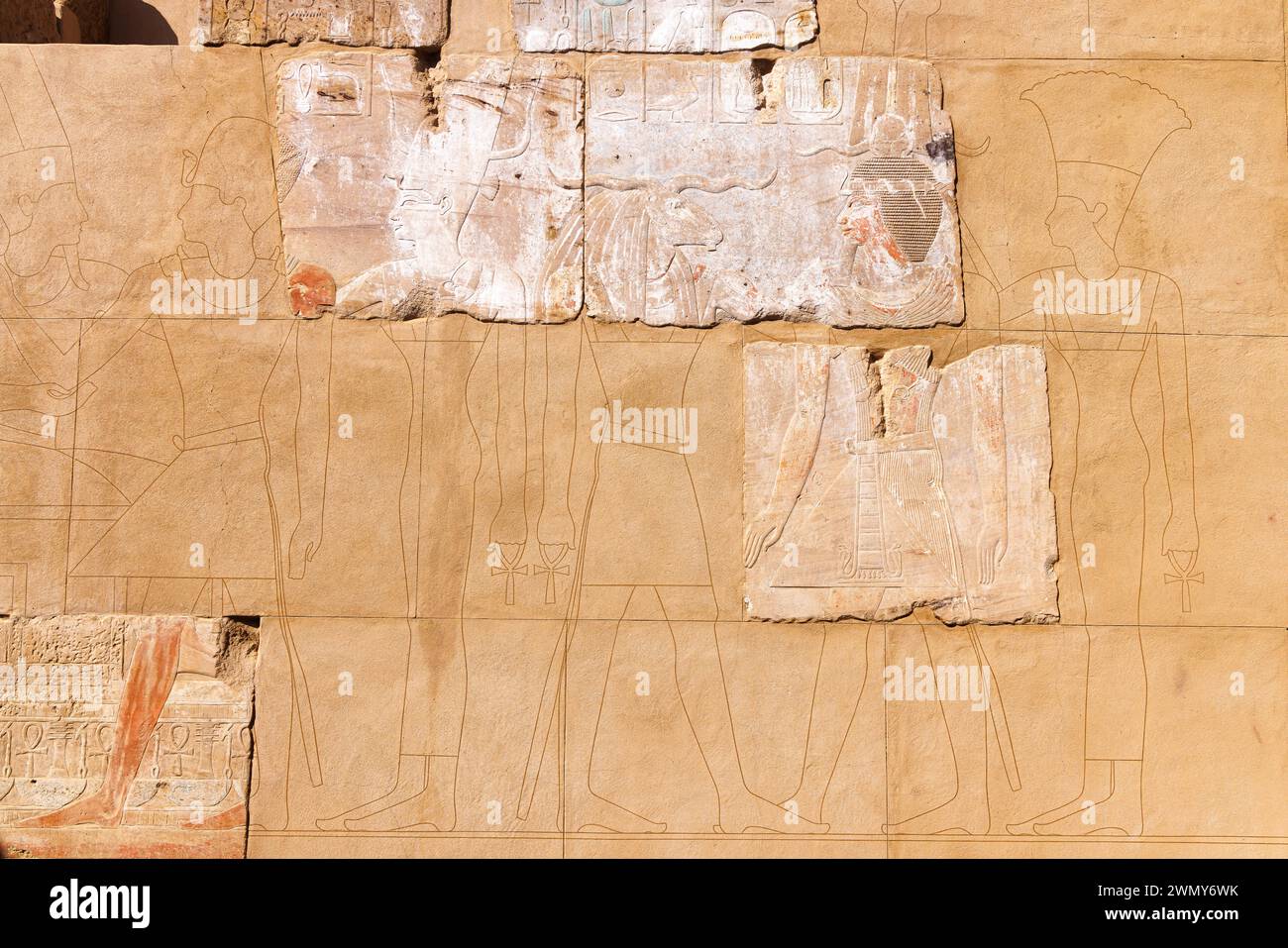 Egitto, Assuan, isola Elefantina, Tempio di Satet, bassorilievo Foto Stock