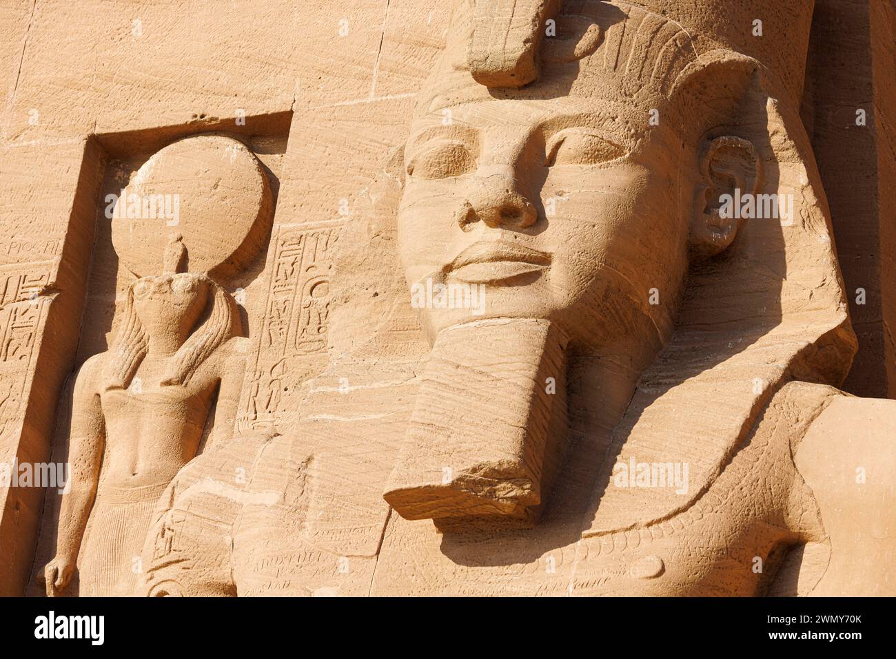 Egitto, Abu Simbel, monumenti nubiani da Abu Simbel a file, patrimonio mondiale dell'UNESCO, tempio Ramses II, Ramses II e Ra Horakhty Foto Stock