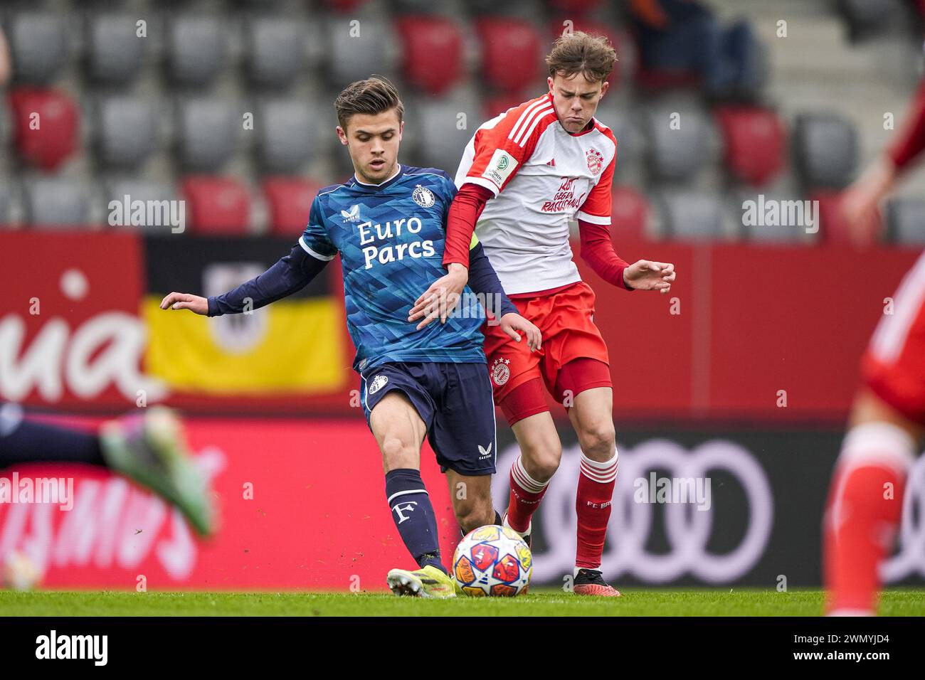 Monaco, Germania. 28 febbraio 2024. Monaco di Baviera - Mike Kleijn del Feyenoord O19 durante il round del 16 della UEFA Youth League tra Bayern Munchen O19 contro Feyenoord O19 al FC Bayern Campus il 28 febbraio 2024 a Monaco di Baviera, Germania. Credito: Foto Box to Box/Alamy Live News Foto Stock