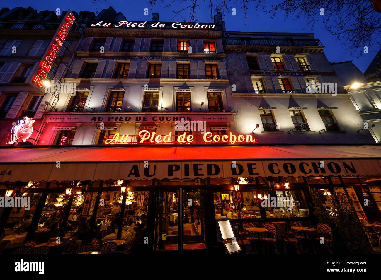 RISTORANTE AU PIED DE COCHON PARIGI Foto Stock