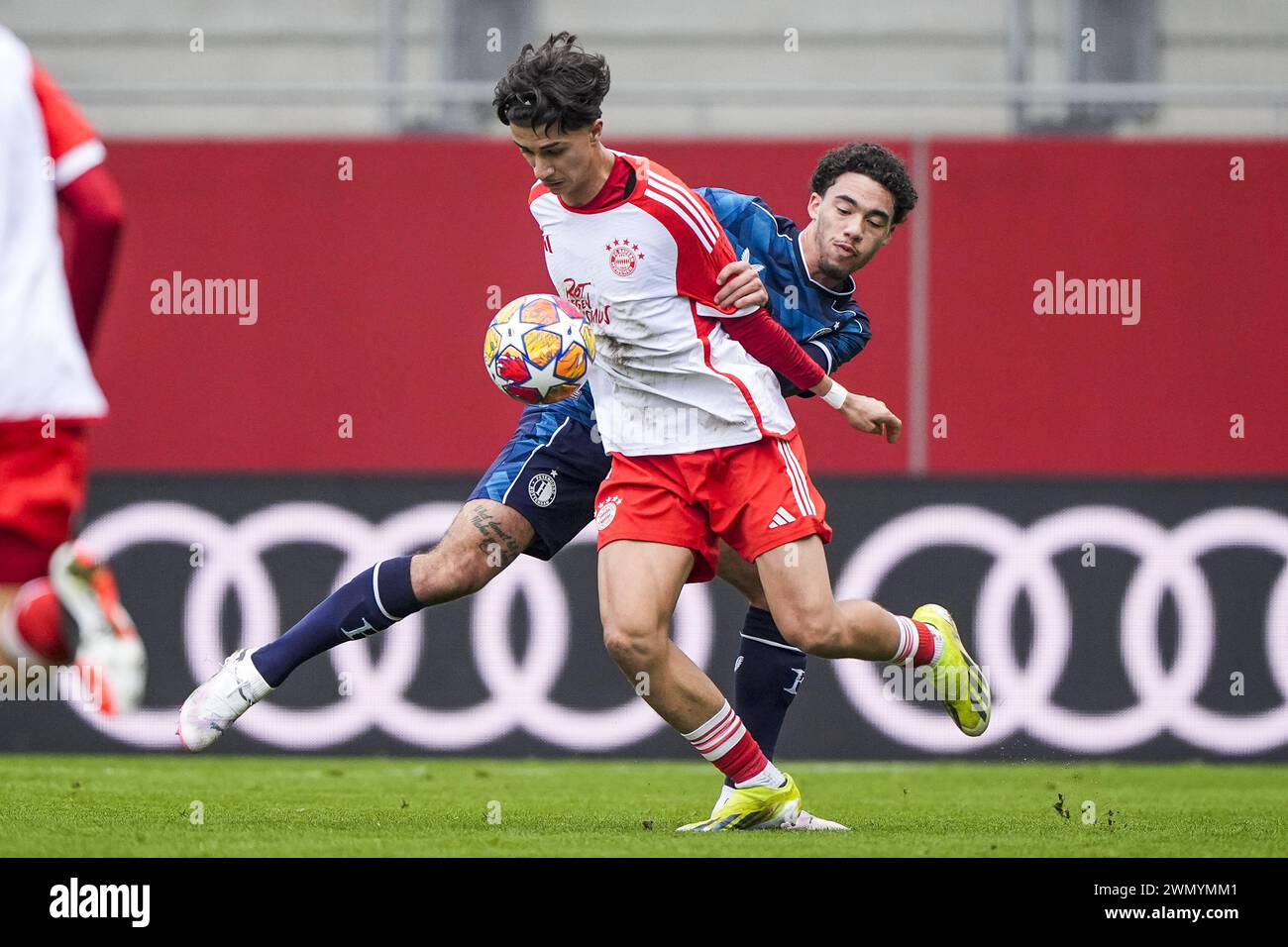 Monaco, Germania. 28 febbraio 2024. Monaco di Baviera - Jayden Candelaria del Feyenoord O19 durante il turno dei 16 della UEFA Youth League tra Bayern Munchen O19 contro Feyenoord O19 al FC Bayern Campus il 28 febbraio 2024 a Monaco di Baviera, Germania. Credito: Foto Box to Box/Alamy Live News Foto Stock