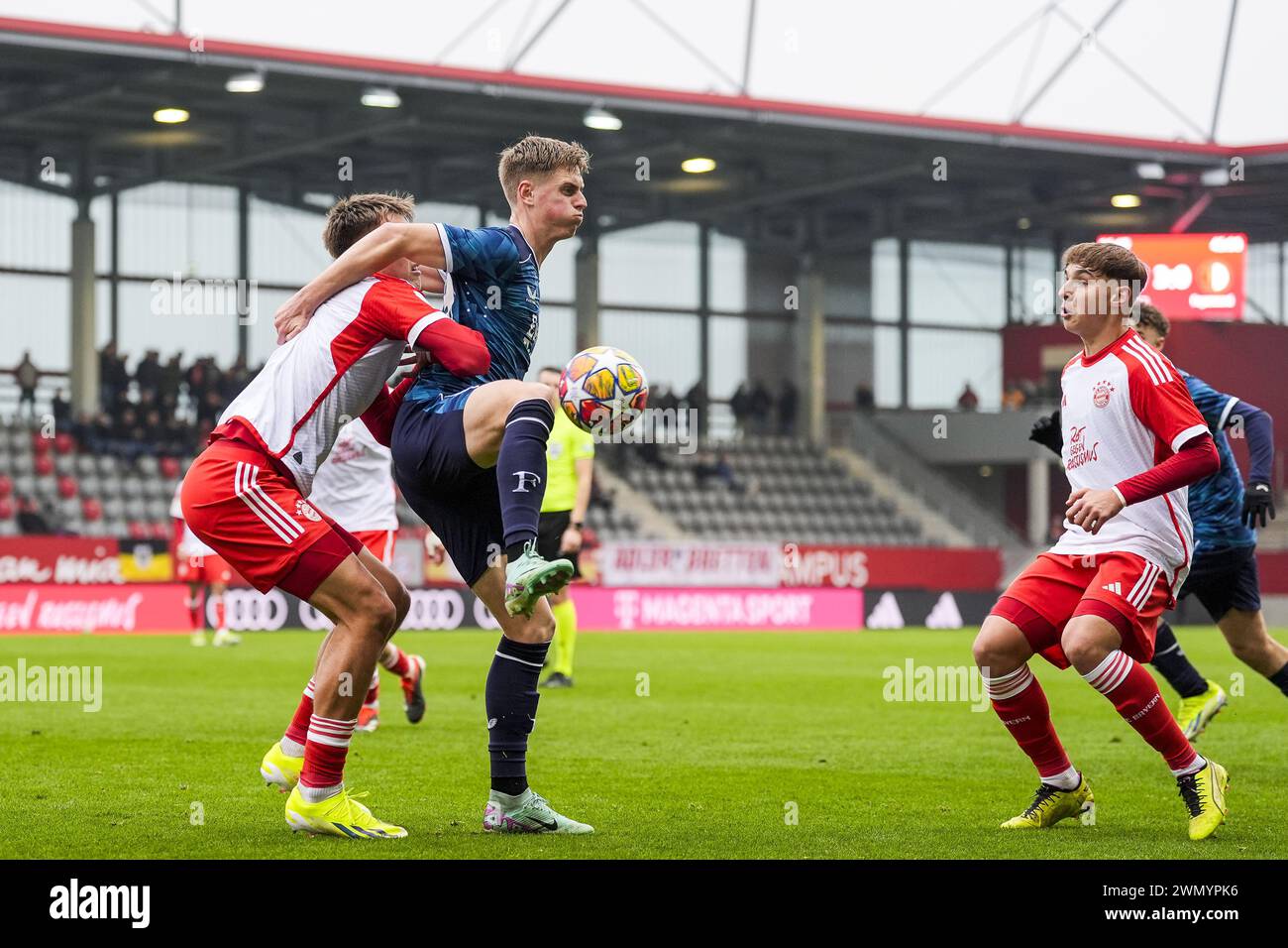 Monaco, Germania. 28 febbraio 2024. Monaco di Baviera - Nesto Groen del Feyenoord O19 durante il turno dei 16 della UEFA Youth League tra Bayern Munchen O19 contro Feyenoord O19 al FC Bayern Campus il 28 febbraio 2024 a Monaco di Baviera, Germania. Credito: Foto Box to Box/Alamy Live News Foto Stock