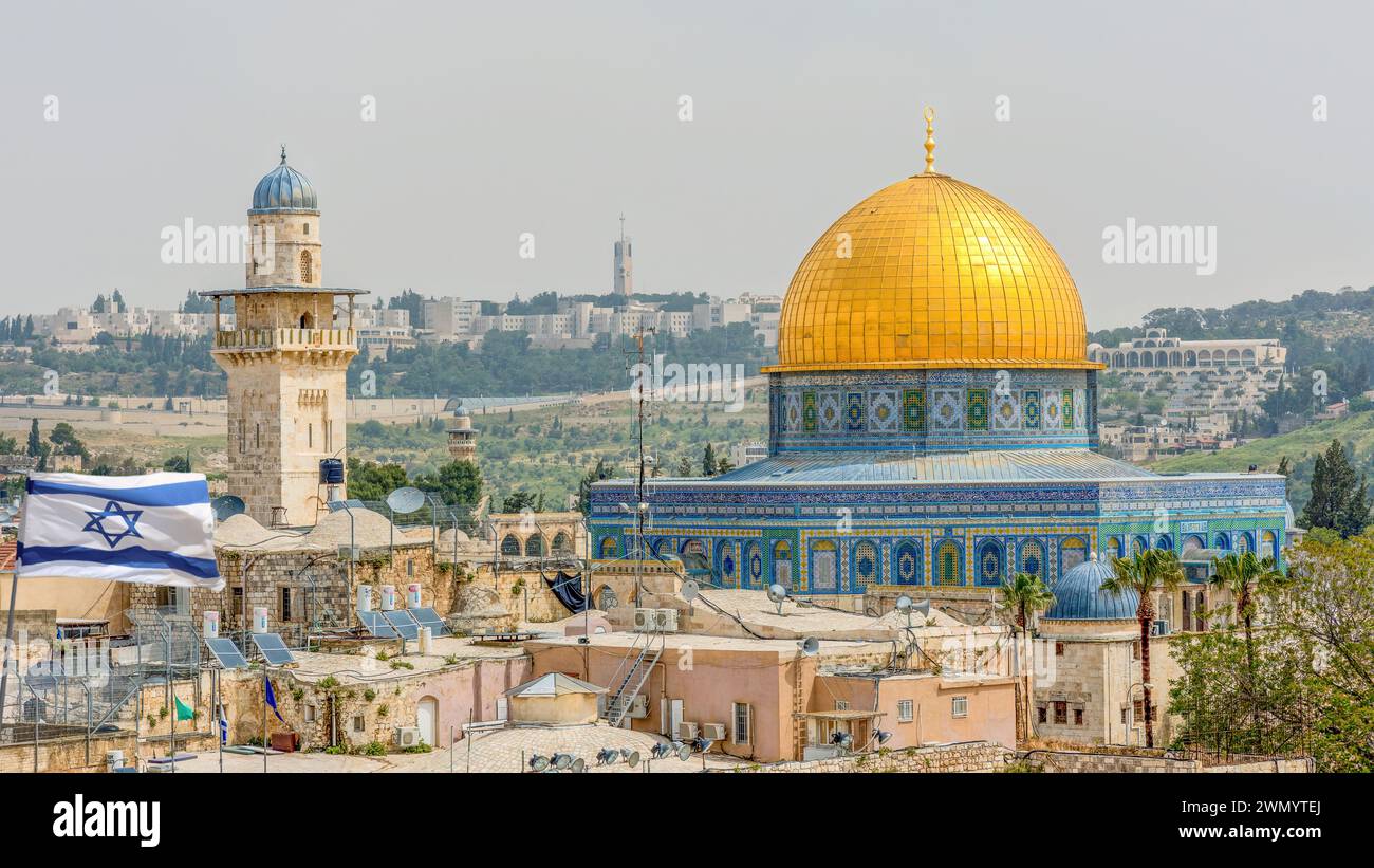 Gerusalemme, Israele - Una vista della Torre El-Ghawanima e della Cupola di roccia sul Monte del Tempio, Gerusalemme, Israele. Foto Stock