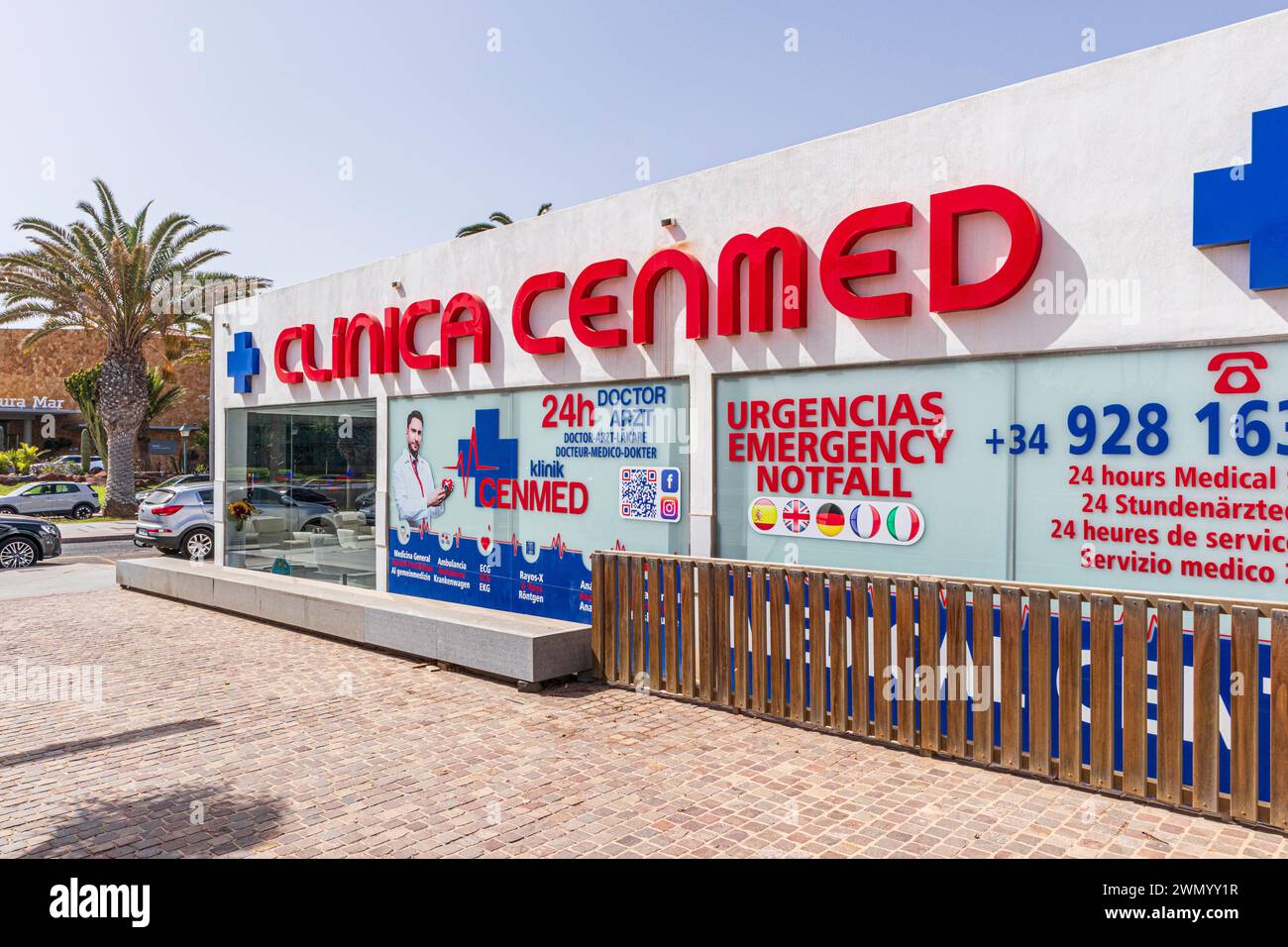 La clinica Cenmed Doctor Arzt centro medico a Caleta de Fuste sull'isola Canaria di Fuerteventura, Spagna Foto Stock