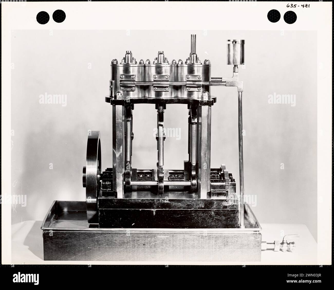 Modello funzionante del motore a vapore marino Macintosh-Seymour prodotto dalla Watertown Arsenal Apprentice School. Modello funzionante del motore a vapore marino Macintosh-Seymour prodotto dalla Watertown Arsenal Apprentice School Foto Stock