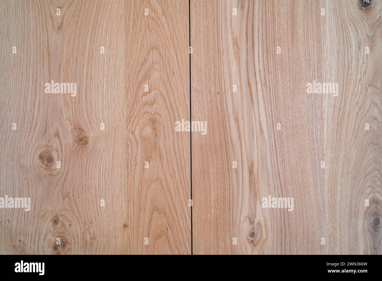 Fondo in laminato di legno. Pavimento interno o parete in legno marrone chiaro Foto Stock