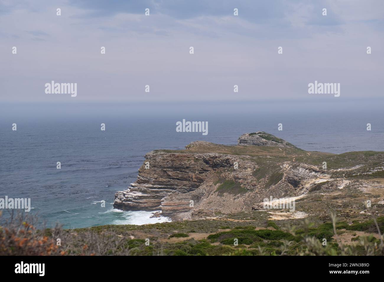 Riserva naturale di Cape Point, vista dalla metà della strada verso la cima Foto Stock