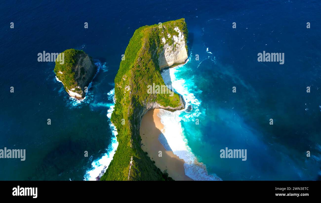 Kelingking Beach a Nusa Penida Bali Indonesia foto aeree Foto Stock