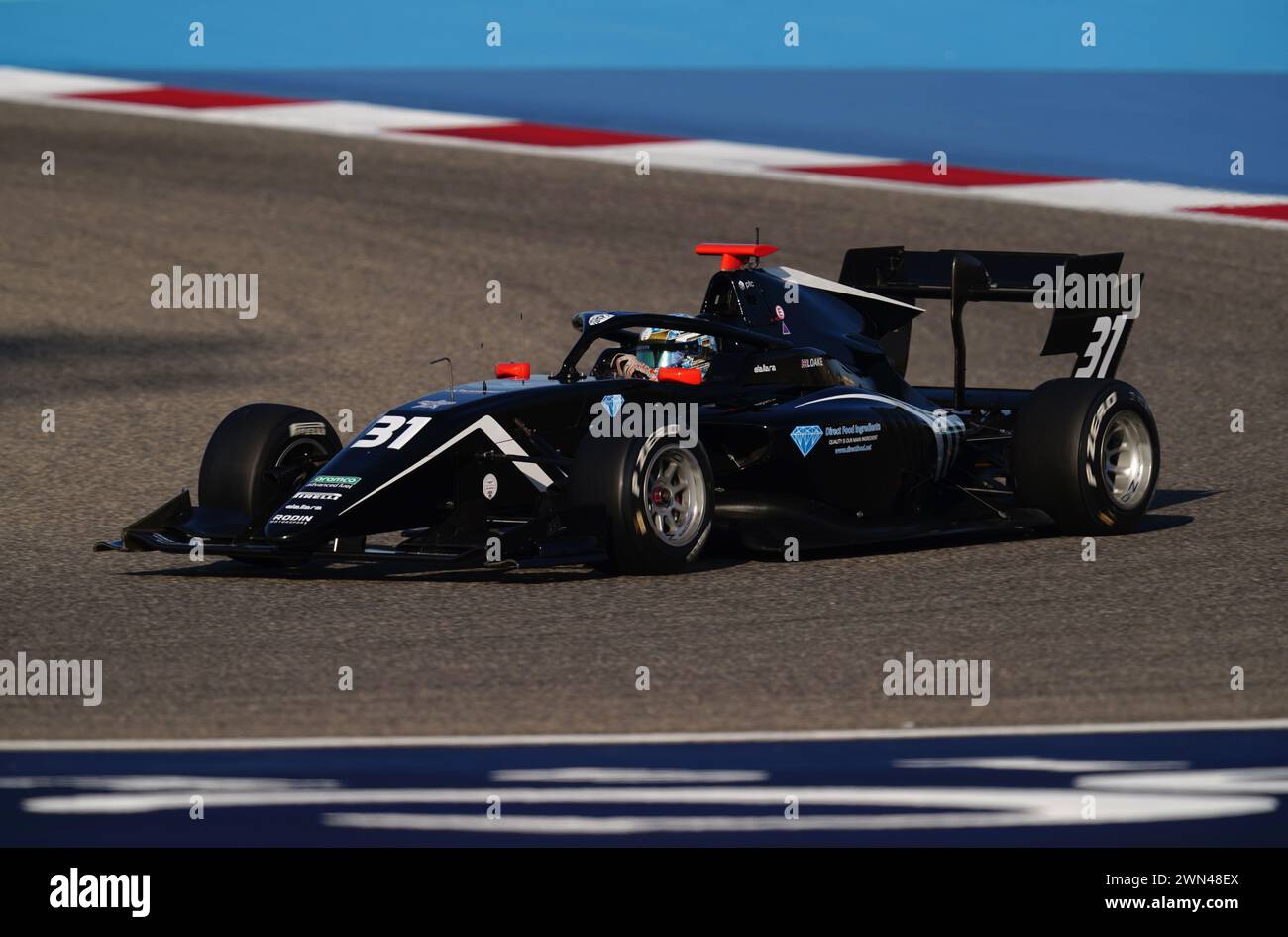 Joseph Loake di Rodin Motorsport durante le qualifiche di Formula 3 al circuito Internazionale del Bahrain, Sakhir. Data foto: Giovedì 29 febbraio 2024. Foto Stock