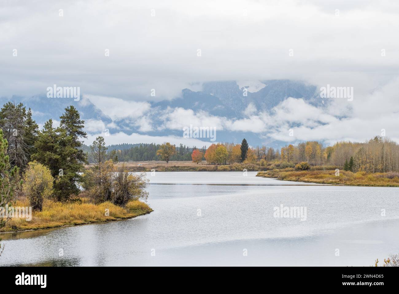 Oxbow Bend e Snake River nel Grand Teton National Park in autunno nel Wyoming Foto Stock