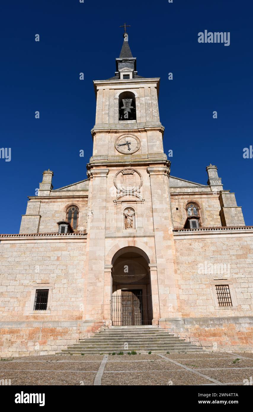 Colegiata (Ex-Colegiata) de San Pedro (stile herreriano del XVII secolo). Lerma, Burgos; Castilla y Leon, Spagna. Foto Stock