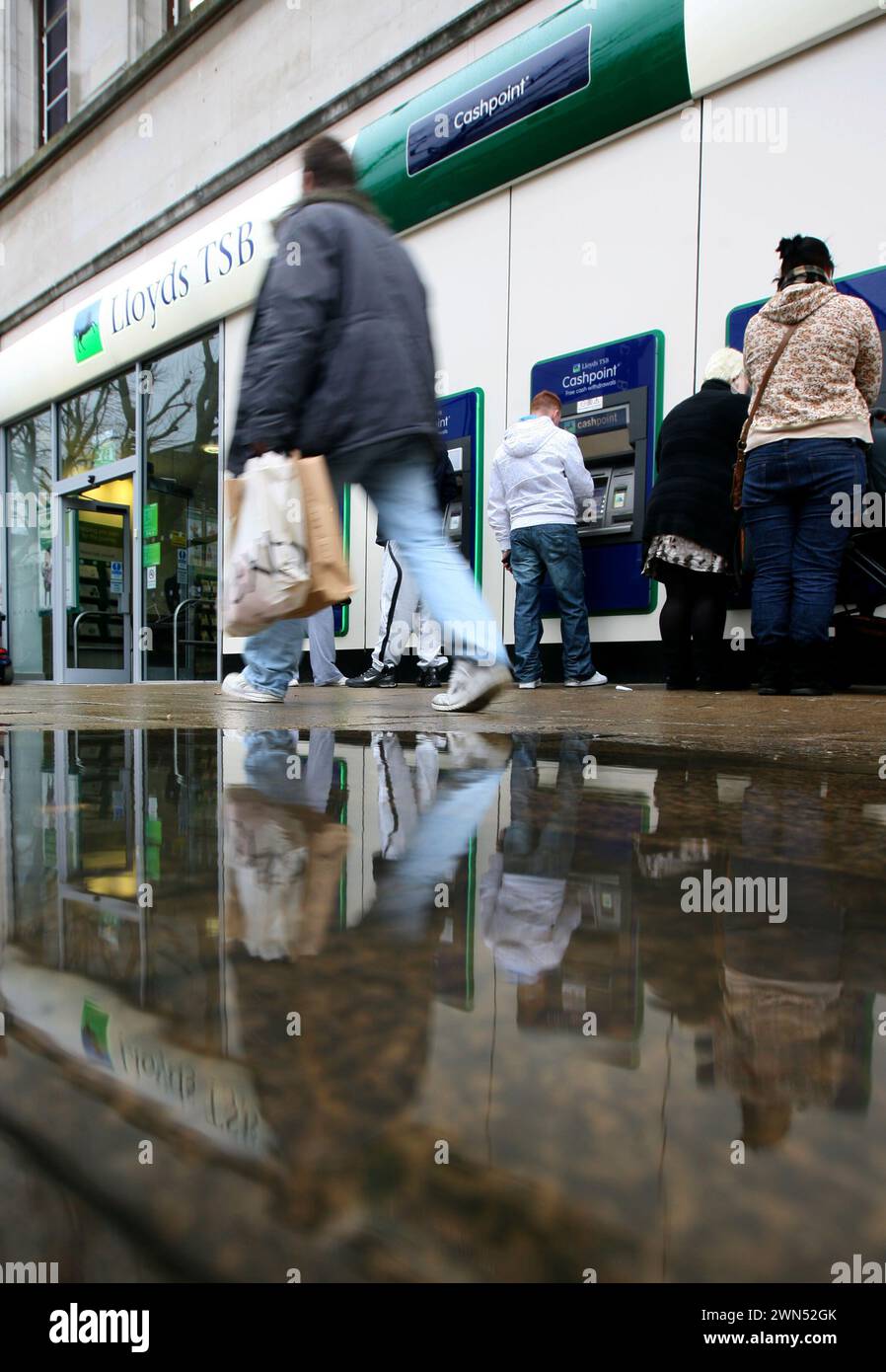 02/11/10 FOTO DEL FILE..Lloyds Banking Group afferma che rimane sull'obiettivo di fornire una "buona performance finanziaria" per il 2010...tutti i diritti riservati - All Rig Foto Stock