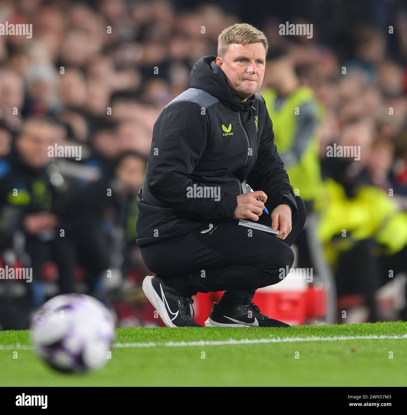 25 Feb 2024 - Arsenal contro Newcastle United - Premier League - Emirates Stadium Newcastle Manager Eddie Howe. Foto : Mark Pain / Alamy Live News Foto Stock