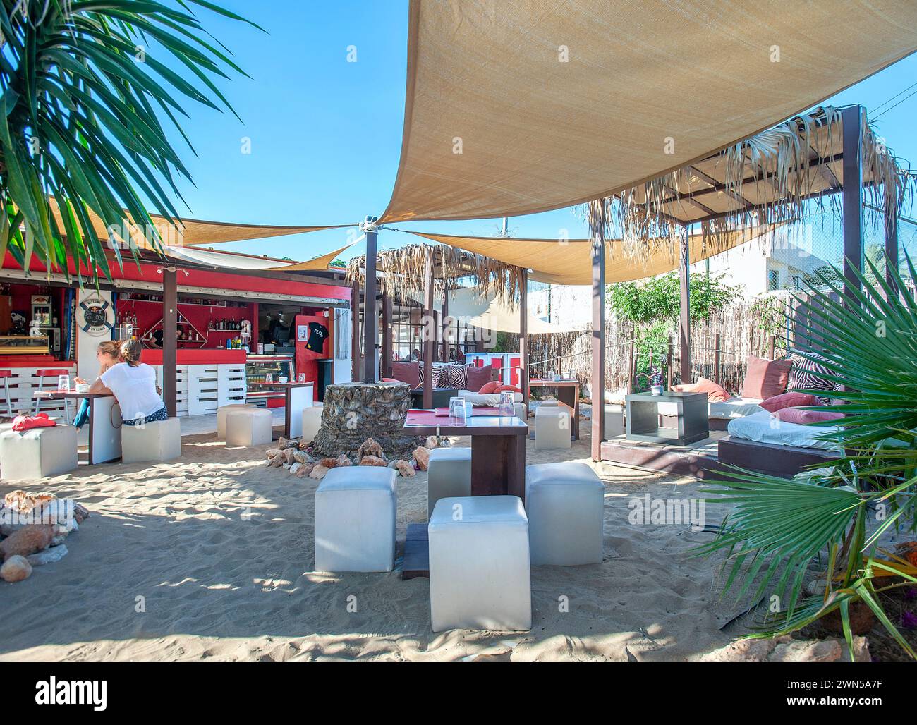 Cafe bar presso es Figueral, Ibiza, Baleari, Spagna Foto Stock