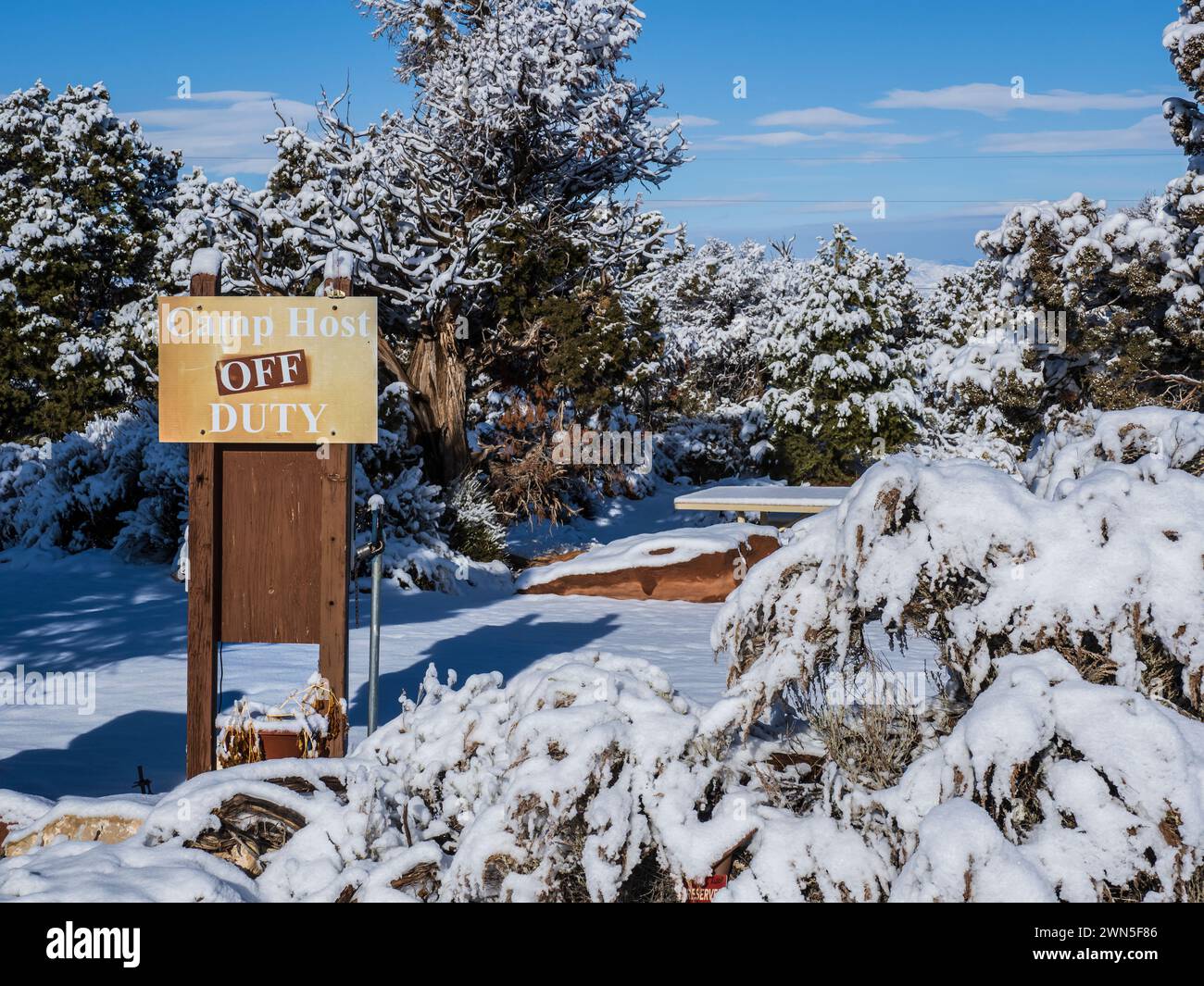 Saddlehorn Campground dopo una tempesta di neve, Colorado National Monument, Fruita, Colorado. Foto Stock
